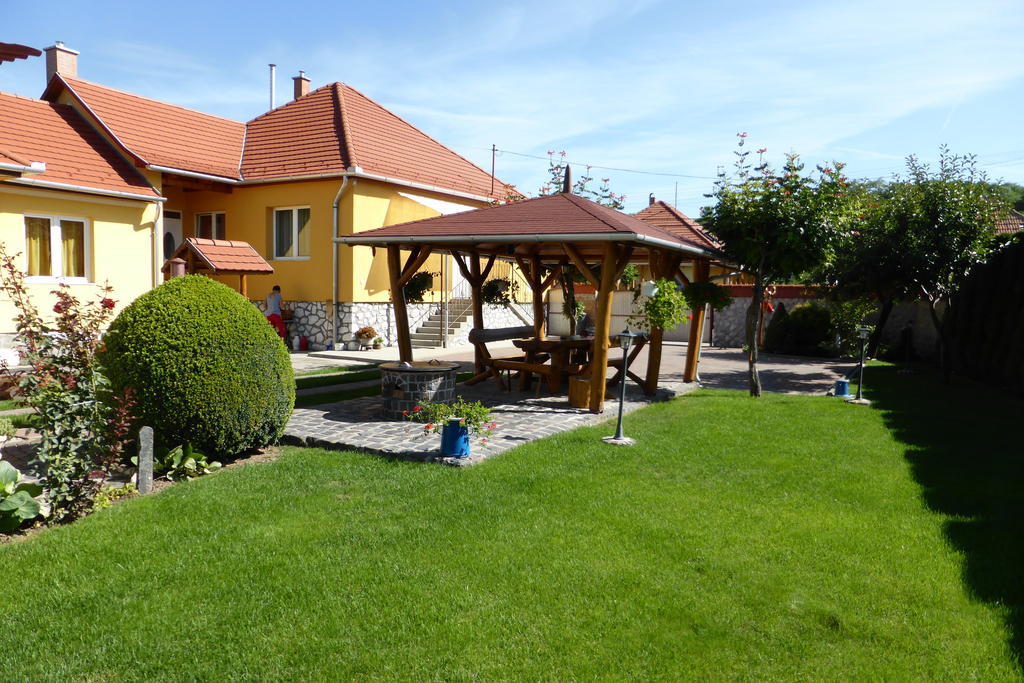 Napfény Apartman és Vendégház Egerszalók Extérieur photo