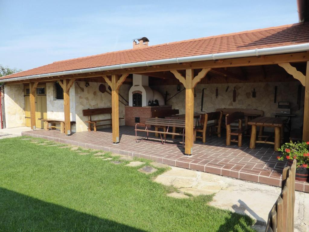 Napfény Apartman és Vendégház Egerszalók Extérieur photo