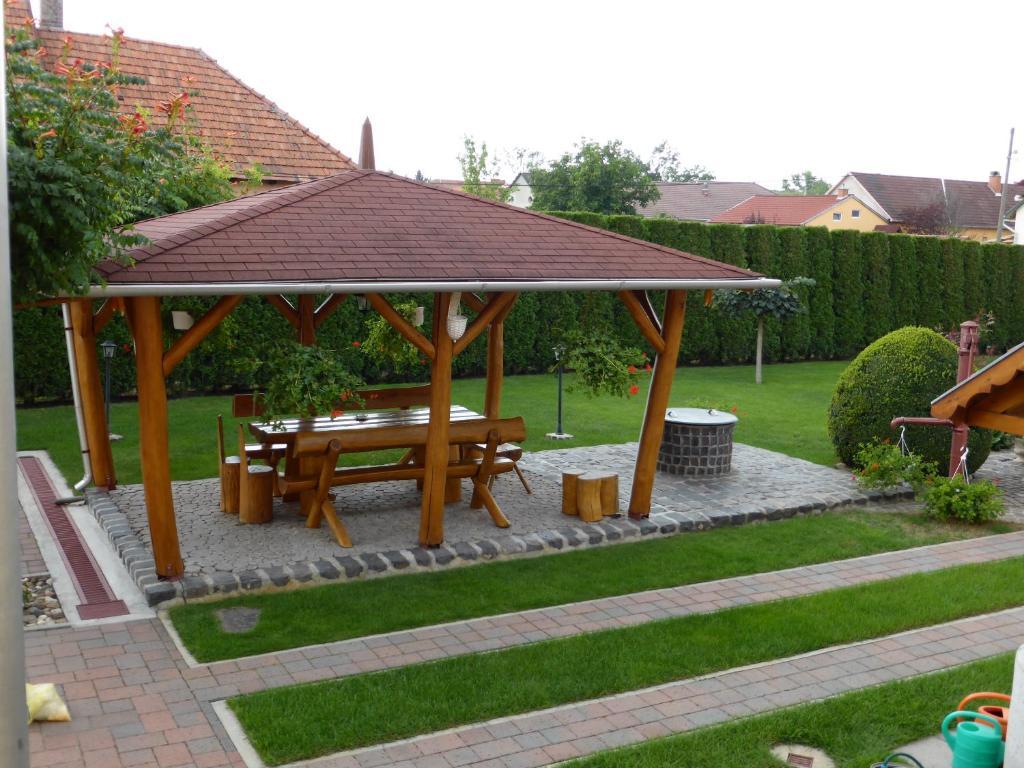 Napfény Apartman és Vendégház Egerszalók Extérieur photo