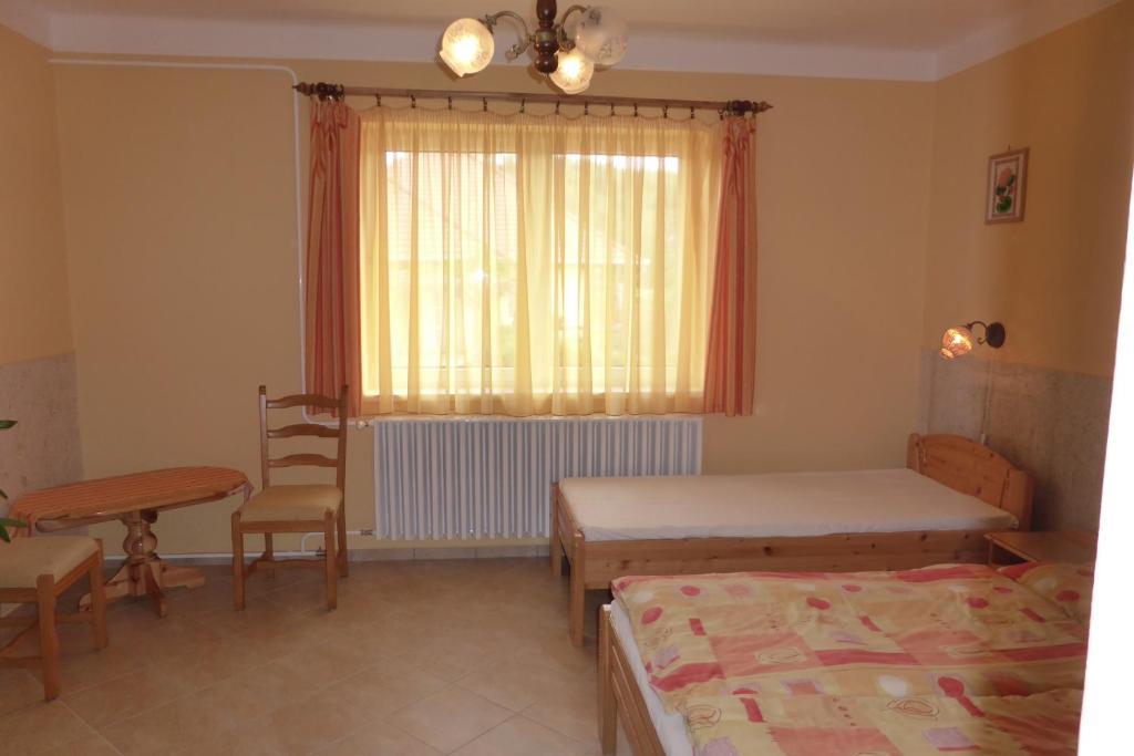 Napfény Apartman és Vendégház Egerszalók Chambre photo