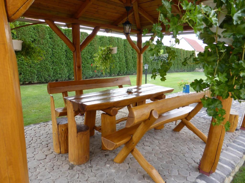 Napfény Apartman és Vendégház Egerszalók Extérieur photo