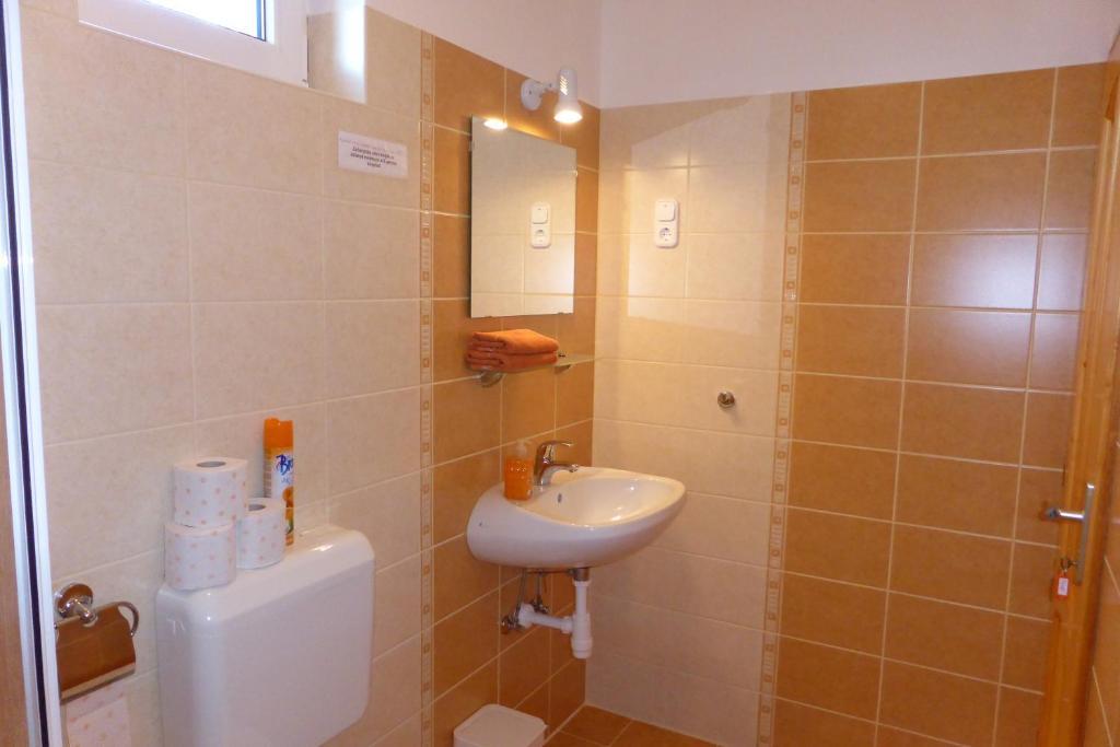 Napfény Apartman és Vendégház Egerszalók Chambre photo
